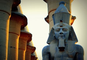 Ramses_II_in_Luxor_Temple