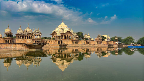 3rd place: Kusum Sarovar by Arjunfotografer