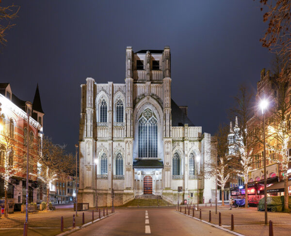 13th place: Collegiale Sint-Pieterskerk by Giles Laurent